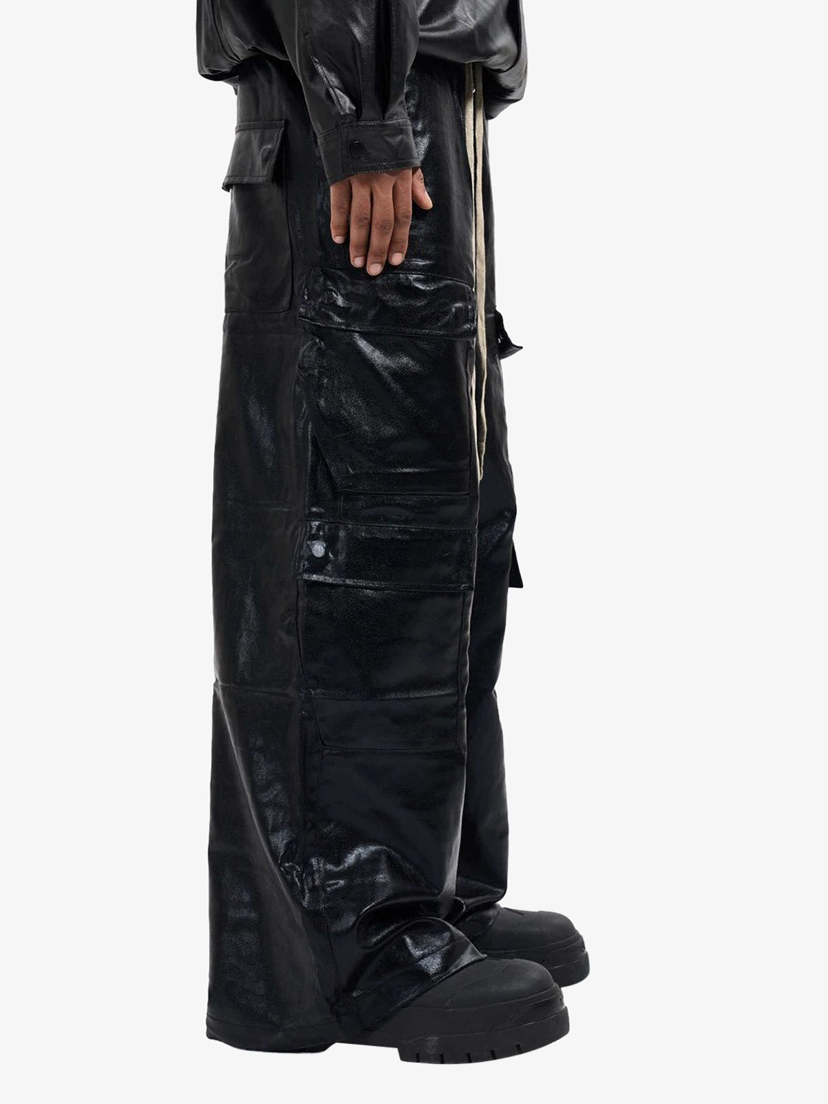 RO-style multi-pocket matte coated overalls